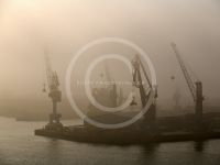 Hamburg Hafen Nebel #236